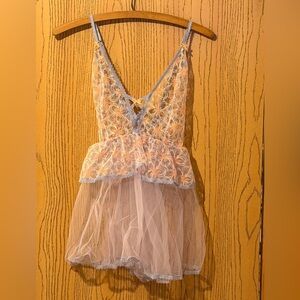 Elegant Lace Babydoll Lingerie in Blue